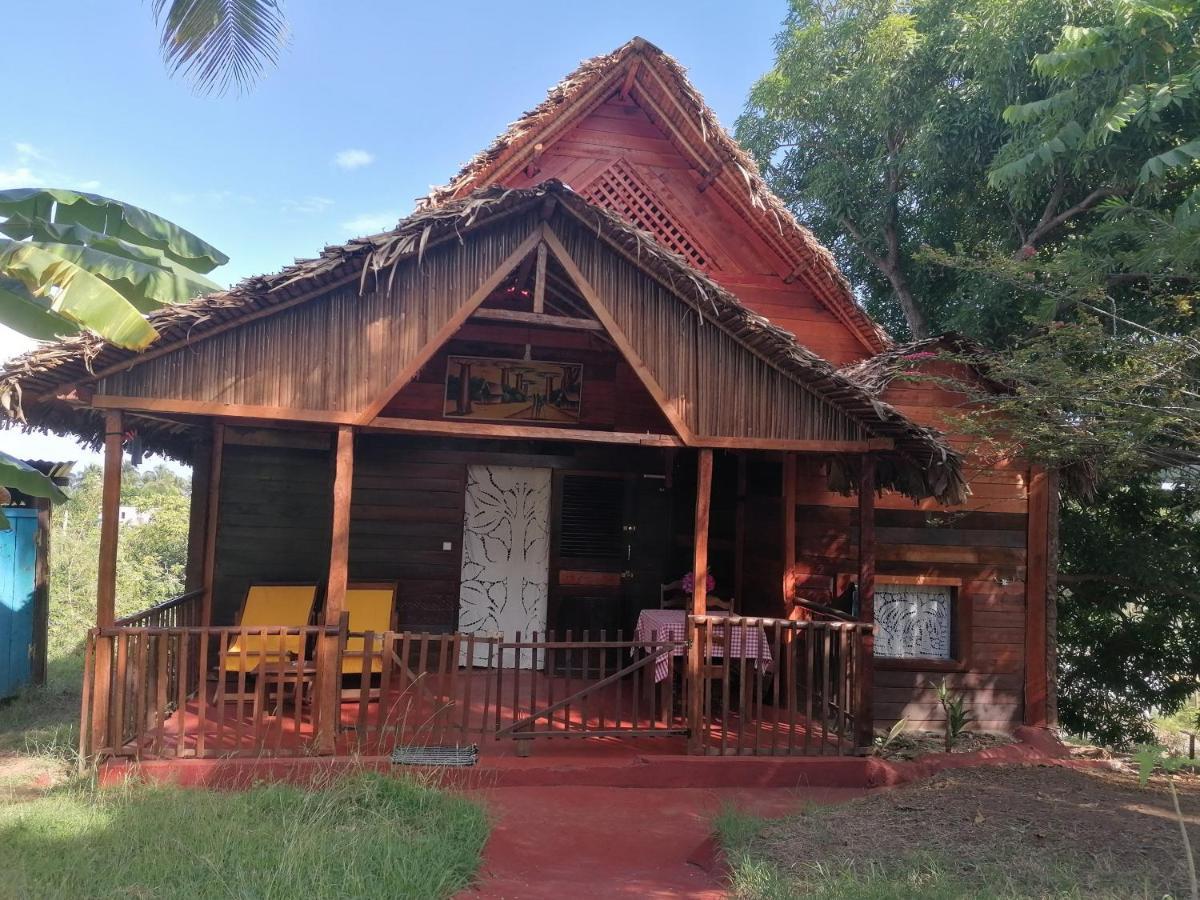 Les Chalets De Melinda Nosy Be Exterior photo