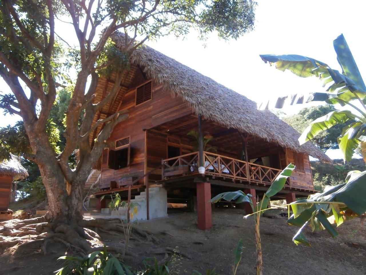 Les Chalets De Melinda Nosy Be Exterior photo