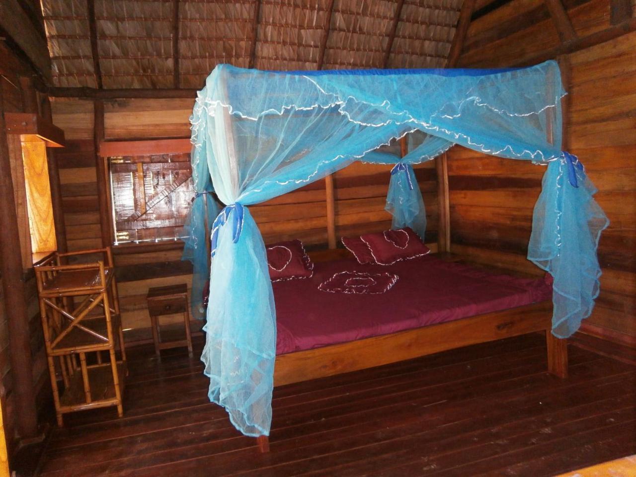 Les Chalets De Melinda Nosy Be Exterior photo