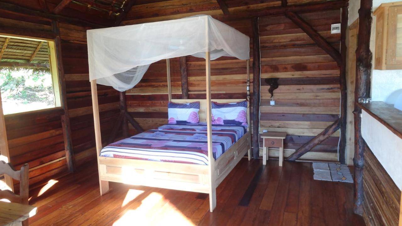 Les Chalets De Melinda Nosy Be Exterior photo