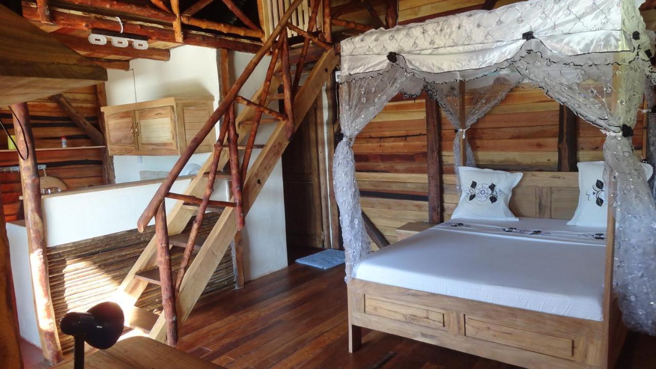 Les Chalets De Melinda Nosy Be Exterior photo